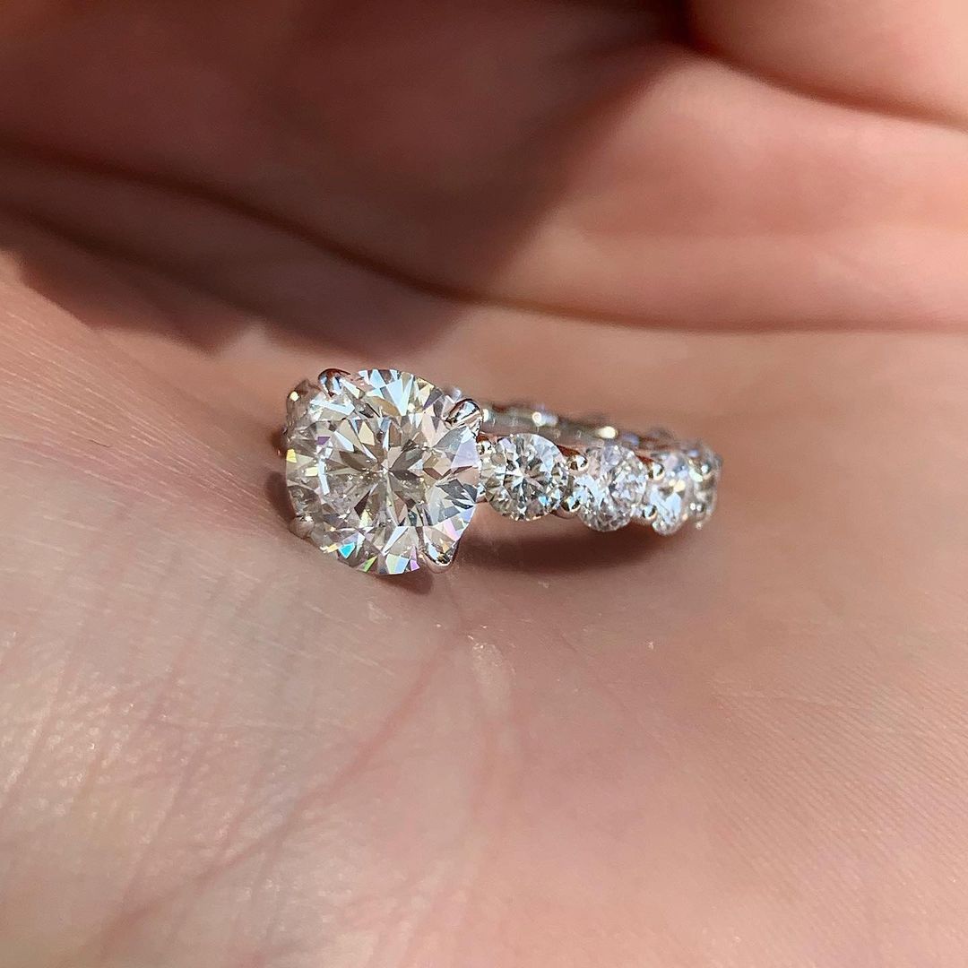 1.4 CT Round Cut Pave Setting Moissanite Engagement Ring 6 1.4 CT Round Cut Pave Setting Moissanite Engagement Ring 6