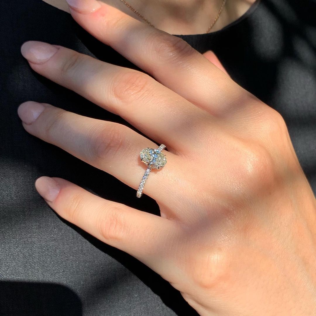 1.33 CT Oval Pave Setting Moissanite Engagement Ring 8 1.33 CT Oval Pave Setting Moissanite Engagement Ring 8
