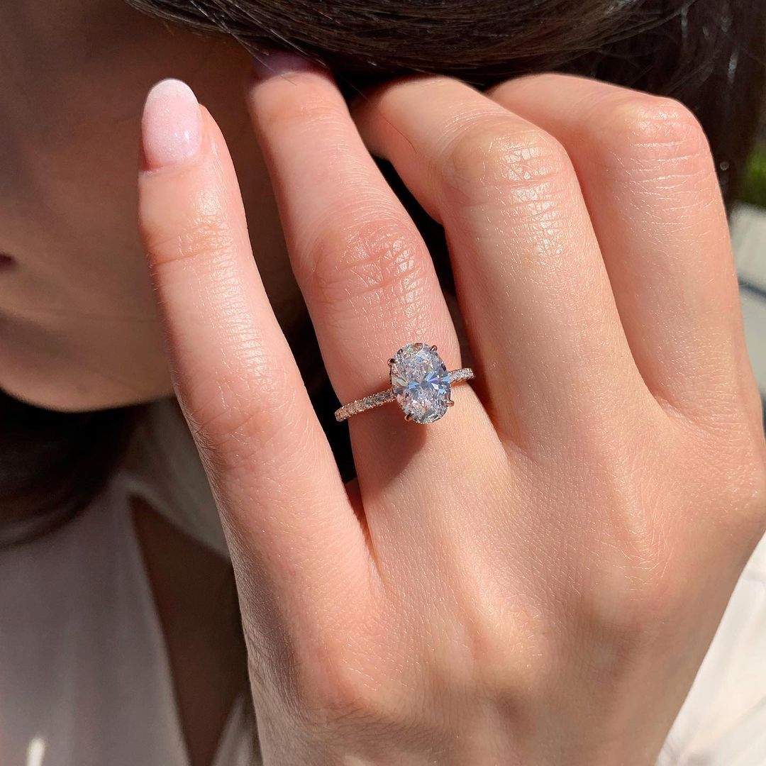 1.33 CT Oval Hidden Halo & Pave Setting Moissanite Engagement Ring 6 1.33 CT Oval Hidden Halo & Pave Setting Moissanite Engagement Ring 6