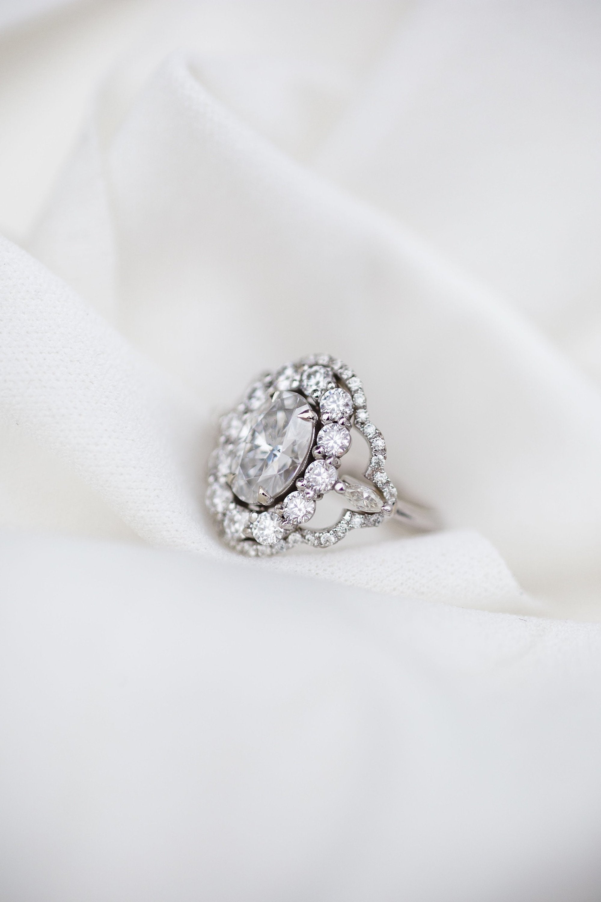 1.85 CT Oval Art Deco Halo Moissanite Engagement Ring 7 1.85 CT Oval Art Deco Halo Moissanite Engagement Ring 7
