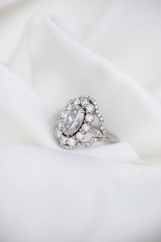1.85 CT Oval Art Deco Halo Moissanite Engagement Ring 7 1.85 CT Oval Art Deco Halo Moissanite Engagement Ring 7