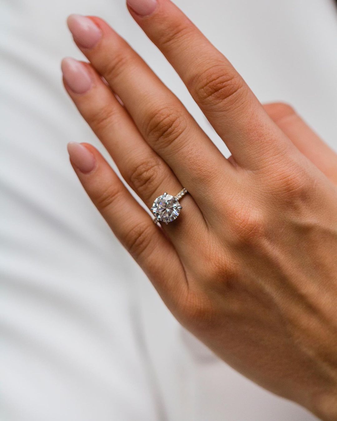 2.75 CT Round Solitaire Pave Moissanite Engagement Ring 4 2.75 CT Round Solitaire Pave Moissanite Engagement Ring 4