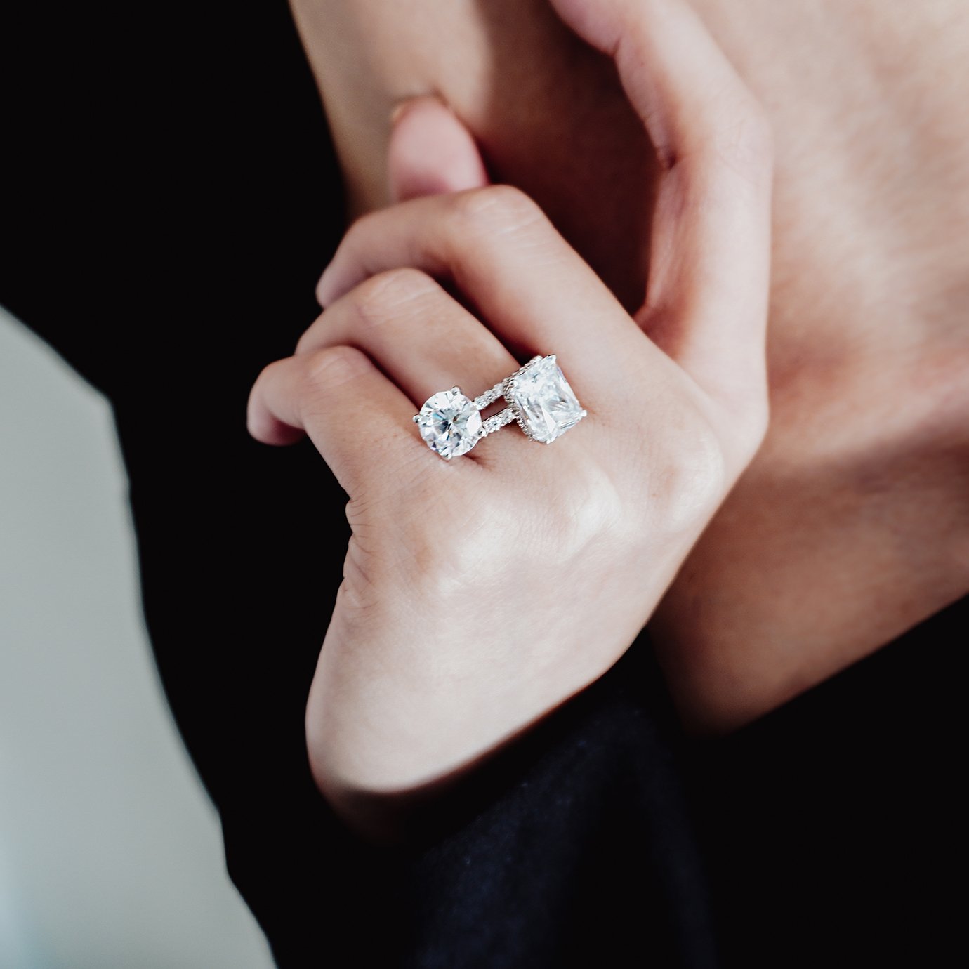 2.0 CT Round Shaped Moissanite Solitaire Pave Setting Engagement Ring 6