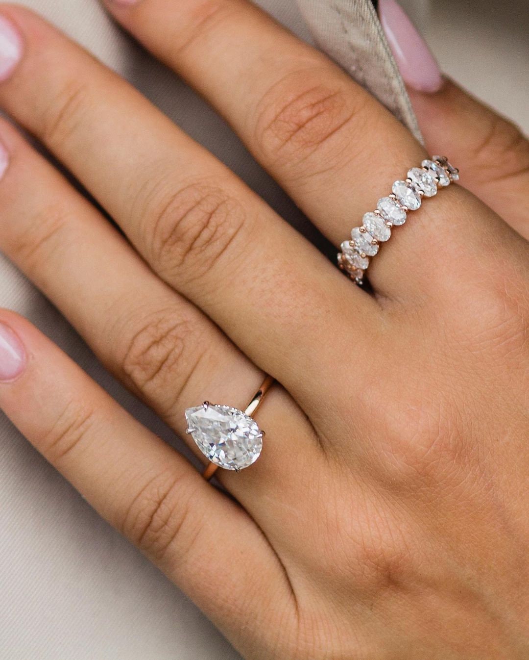 2.76 TCW Oval Shared Prong Moissanite Wedding Band 3 2.76 TCW Oval Shared Prong Moissanite Wedding Band 3
