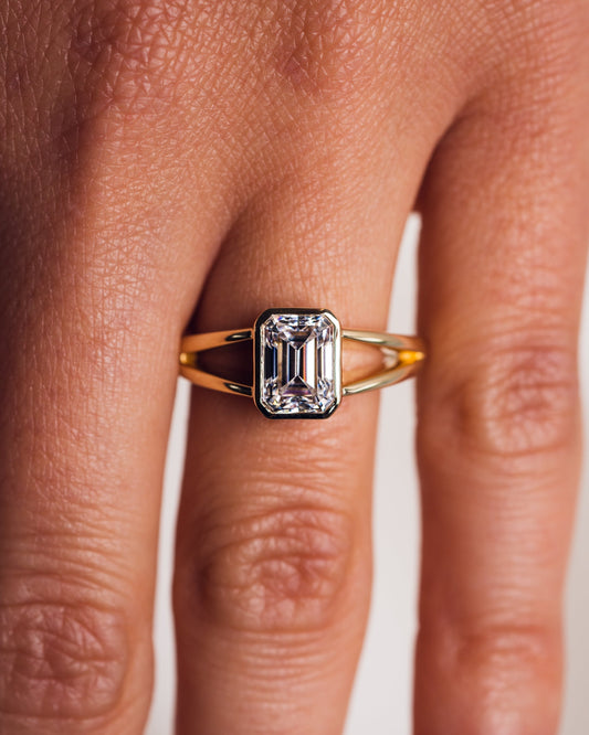 1.6 CT Emerald Bezel Solitaire Split Shank Style Lab Grown Diamond Engagement Ring