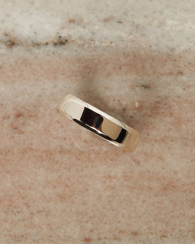 Polished Classic Wedding Band For Men 1 Polished Classic Wedding Band For Men 1
