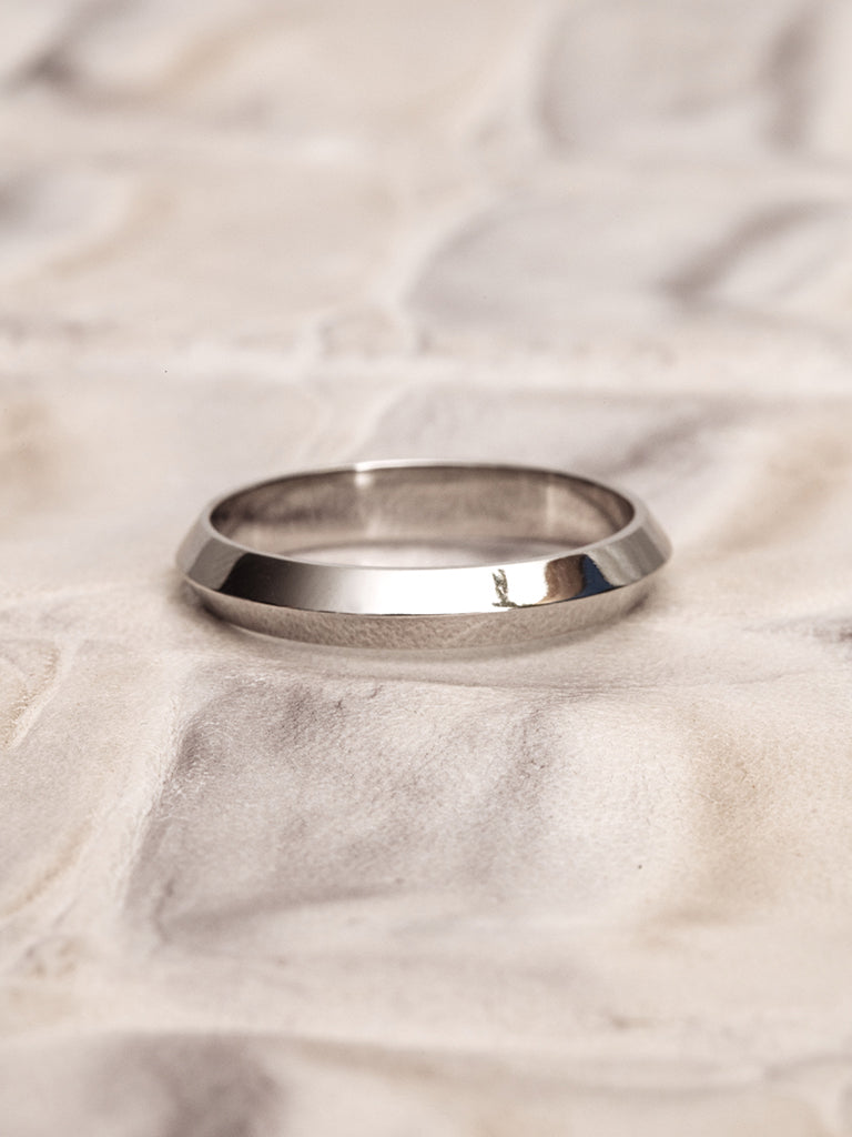 Polished Finish Classic Men's Wedding Band 1 Polished Finish Classic Men's Wedding Band 1