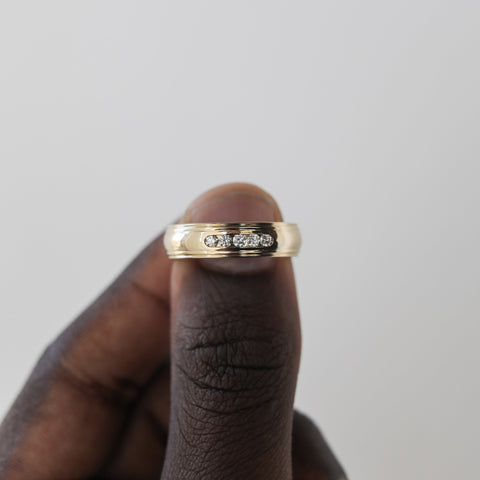 Stone Setting High Polish Finish Men's Band 12 Stone Setting High Polish Finish Men's Band 12
