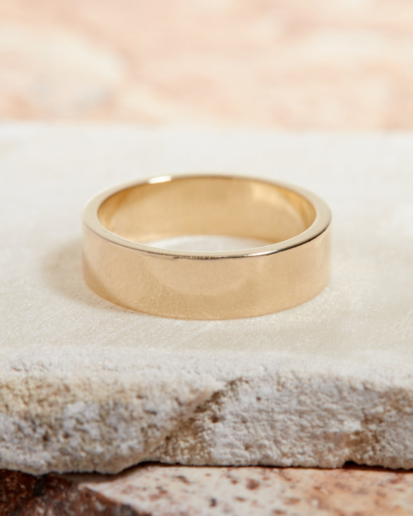 Polished Classic Wedding Band For Men 1 Polished Classic Wedding Band For Men 1