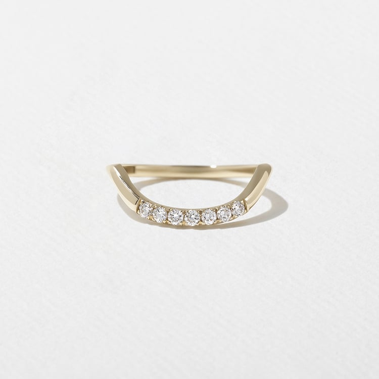 0.14 TCW Oval Curved Lab Grown Diamond Wedding Band
