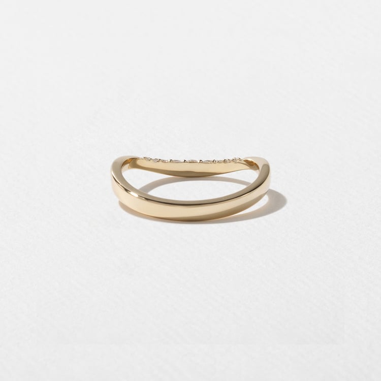 0.15 TCW Round Curved Lab Grown Diamond Wedding Band