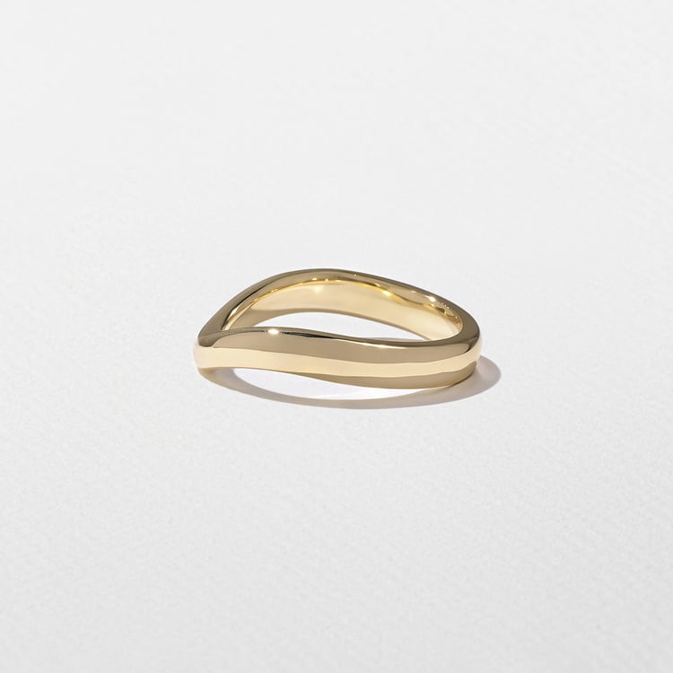 Swan Curved Wedding Band