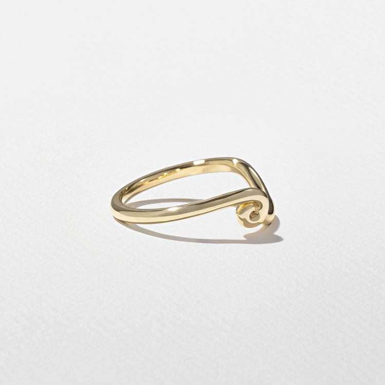 Twist Curved Wedding Band