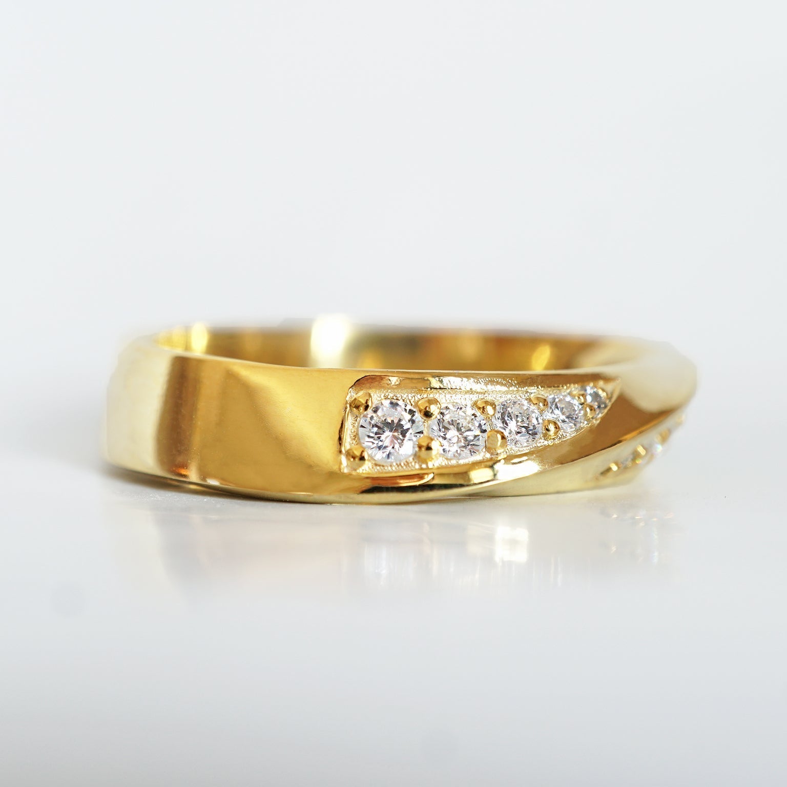 Spiral Classic Wedding Band For Men 6 Spiral Classic Wedding Band For Men 6