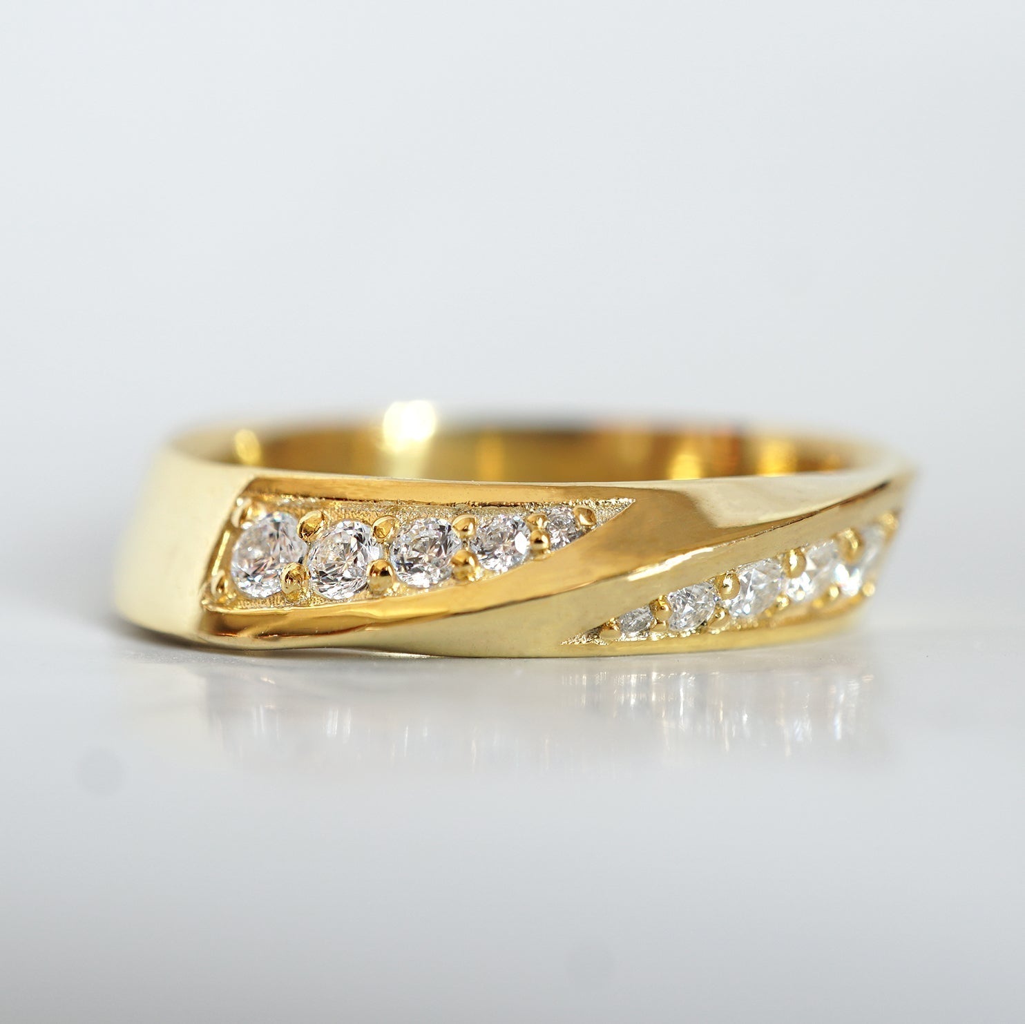 Spiral Classic Wedding Band For Men 12 Spiral Classic Wedding Band For Men 12