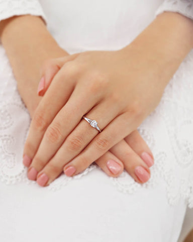 0.50 CT Round Shaped Moissanite Solitaire Style Engagement Ring 1 0.50 CT Round Shaped Moissanite Solitaire Style Engagement Ring 1