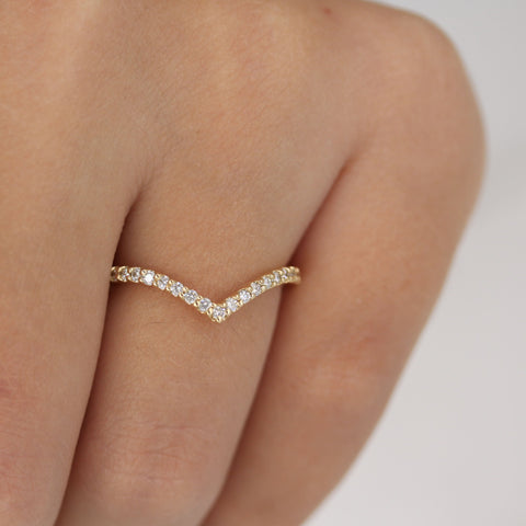 0.17 TCW Round Cut Curved Moissanite Wedding Band 3 0.17 TCW Round Cut Curved Moissanite Wedding Band 3