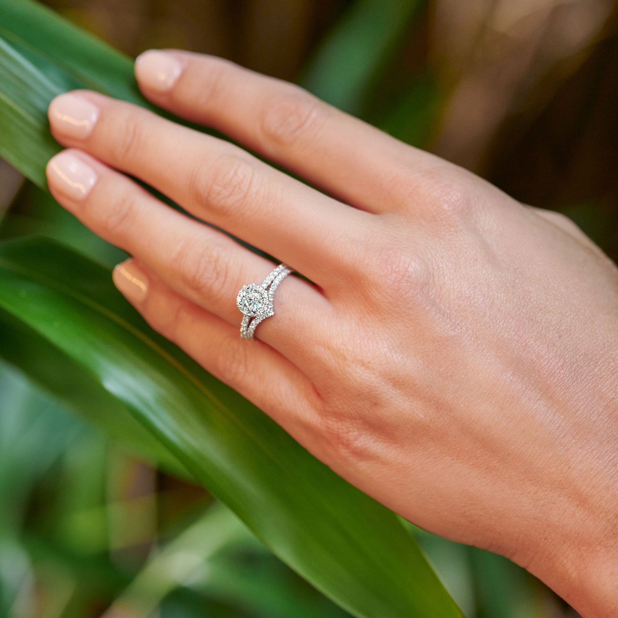 1.0 CT Round Cut Halo Moissanite Engagement Ring 2 1.0 CT Round Cut Halo Moissanite Engagement Ring 2