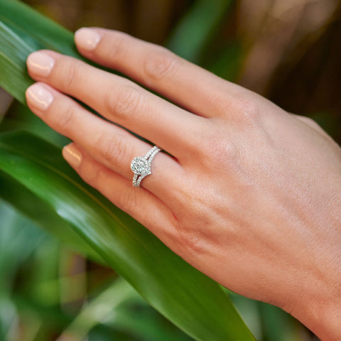 1.0 CT Round Cut Halo Moissanite Engagement Ring 2 1.0 CT Round Cut Halo Moissanite Engagement Ring 2