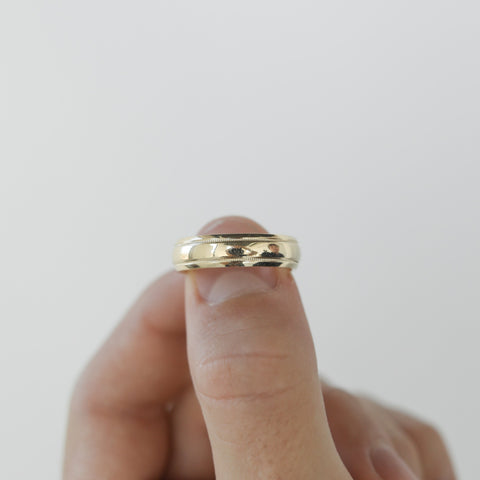 Classic Polished Finish Yellow Gold Men's Band 4 Classic Polished Finish Yellow Gold Men's Band 4