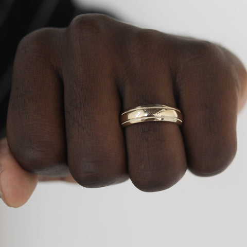 Classic Polished Finish Yellow Gold Men's Band 10 Classic Polished Finish Yellow Gold Men's Band 10