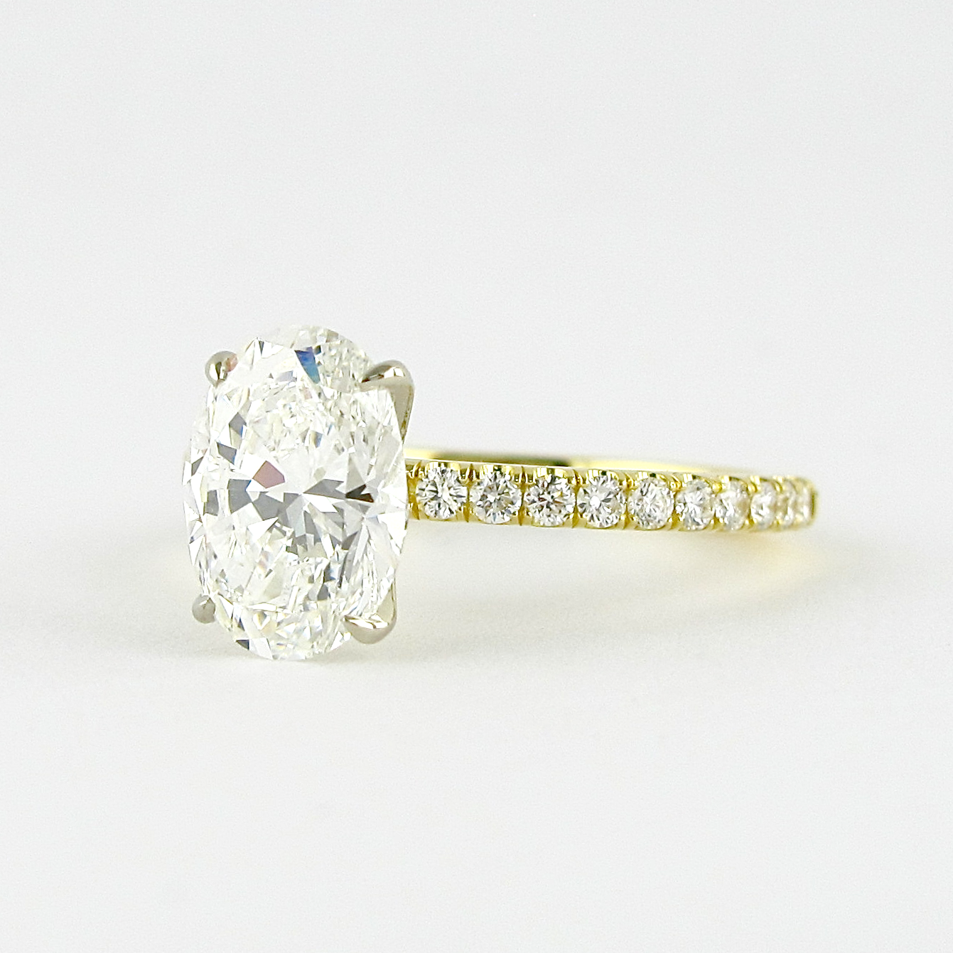 1.33 CT Oval Solitaire & Pave Setting Moissanite Engagement Ring 2 1.33 CT Oval Solitaire & Pave Setting Moissanite Engagement Ring 2