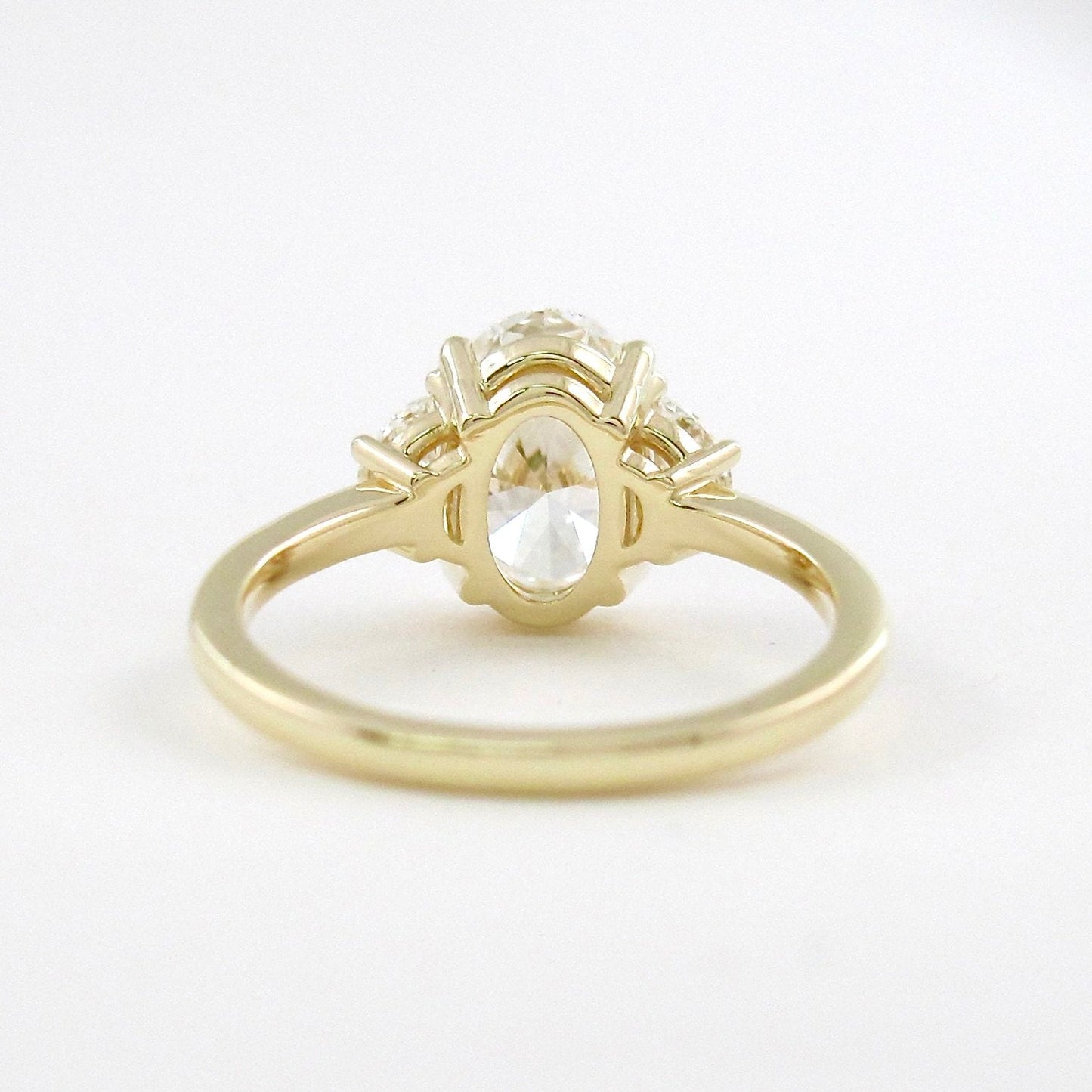 3.0 CT Oval Three Stone Moissanite Engagement Ring 4