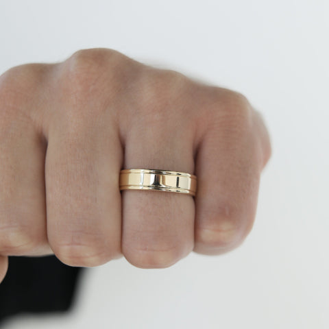 High-Polish Finish Regular Yellow Gold Men's Band 4 High-Polish Finish Regular Yellow Gold Men's Band 4