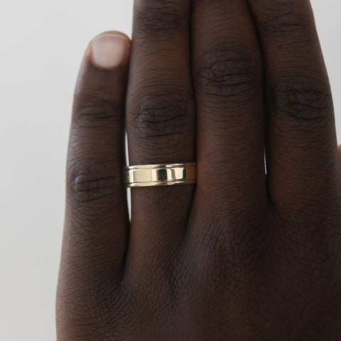 High-Polish Finish Regular Yellow Gold Men's Band 5 High-Polish Finish Regular Yellow Gold Men's Band 5