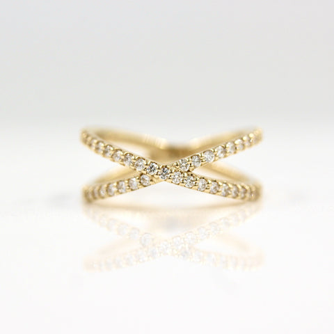 0.51 TCW Round Cut Criss Cross Moissanite Wedding Band 2 0.51 TCW Round Cut Criss Cross Moissanite Wedding Band 2