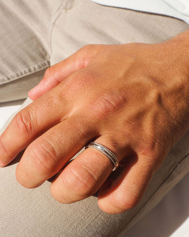 Milgrain Classic Men's Wedding Band 2 Milgrain Classic Men's Wedding Band 2