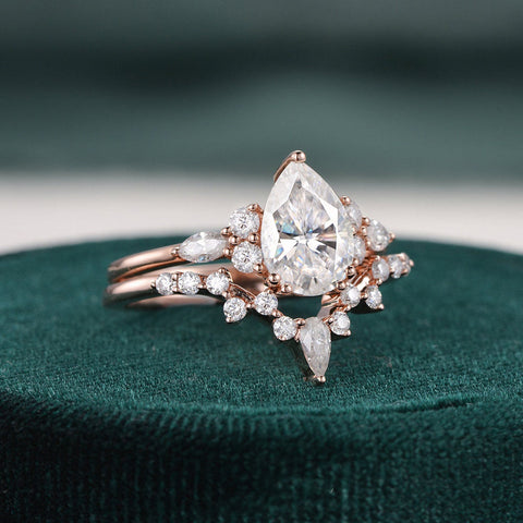 1.50 CT Pear Cut Cluster Moissanite Bridal Ring Set 4 1.50 CT Pear Cut Cluster Moissanite Bridal Ring Set 4