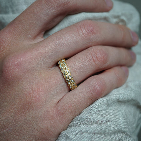 Round Stones Feather Style Men's Wedding Band 9 Round Stones Feather Style Men's Wedding Band 9