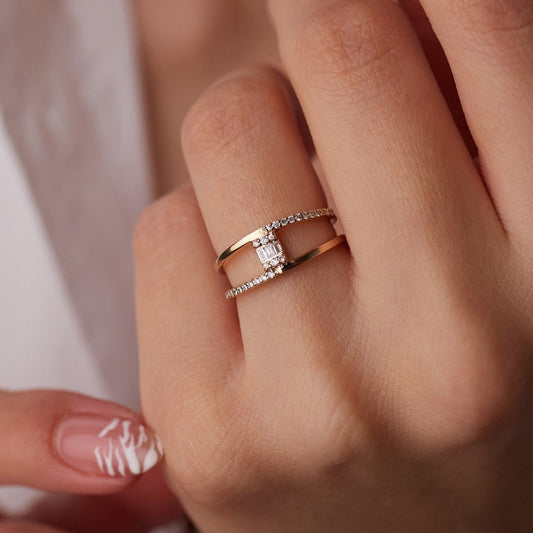 0.19 TCW Round Shaped Moissanite Split Shank Pave Engagement Ring