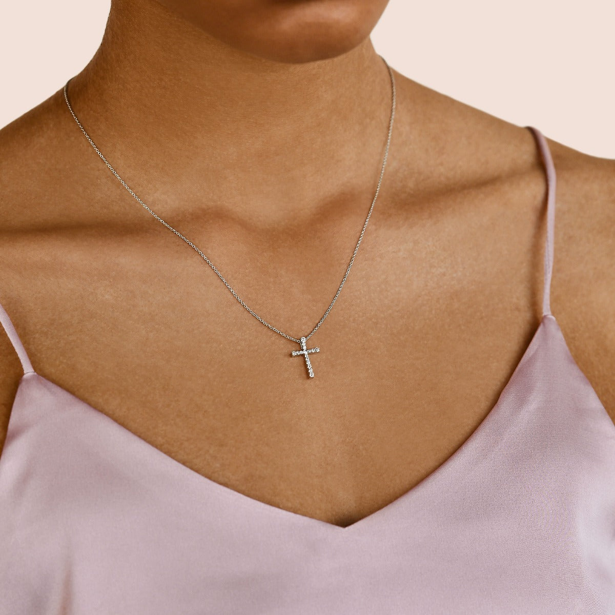 0.17 CT Round Cut Cross Pendant Moissanite Diamond Necklace 1 0.17 CT Round Cut Cross Pendant Moissanite Diamond Necklace 1