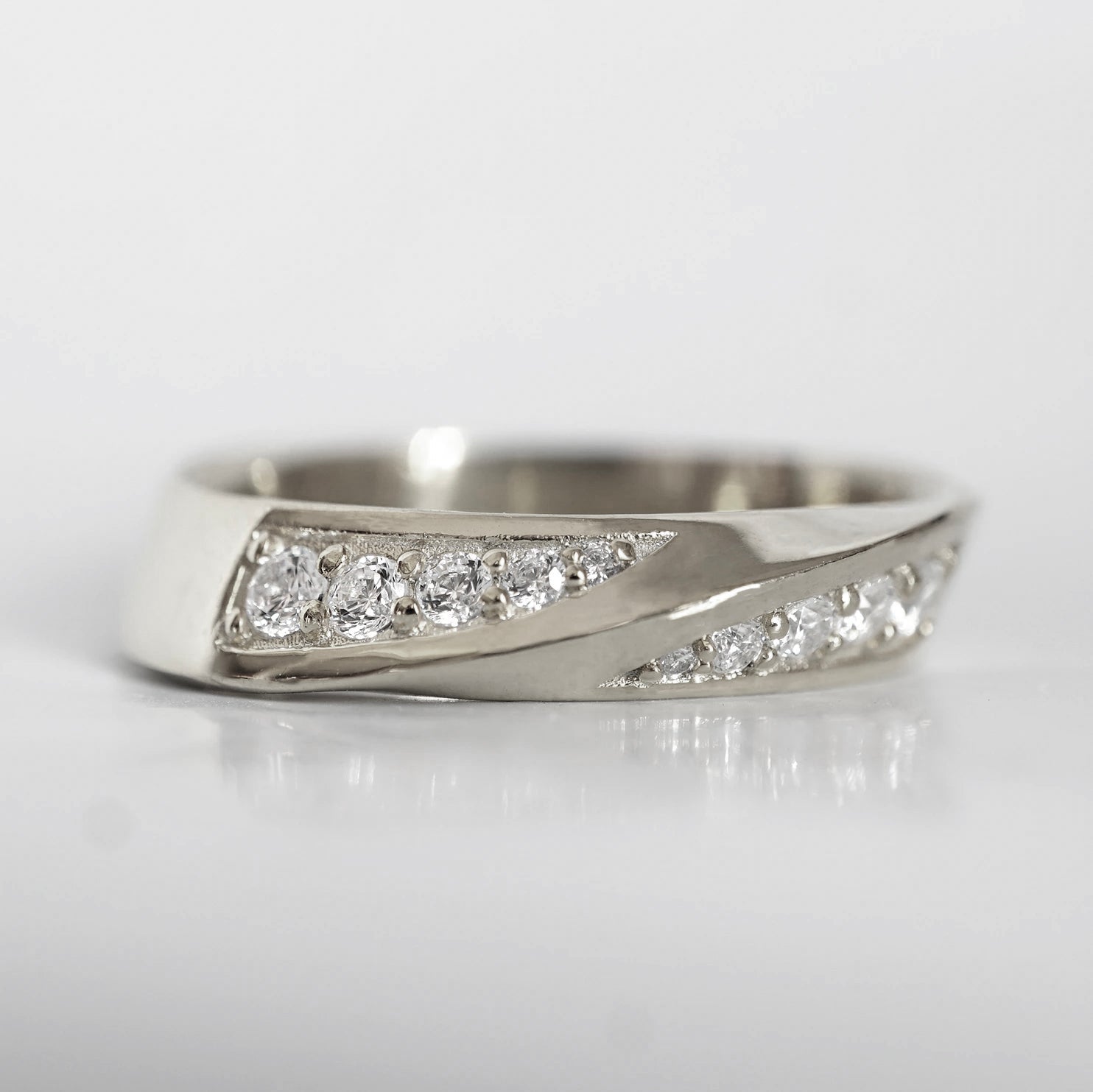 Spiral Classic Wedding Band For Men 1 Spiral Classic Wedding Band For Men 1