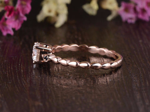 1.35 CT Round Cut Solitaire Moissanite Engagement Ring 4 1.35 CT Round Cut Solitaire Moissanite Engagement Ring 4