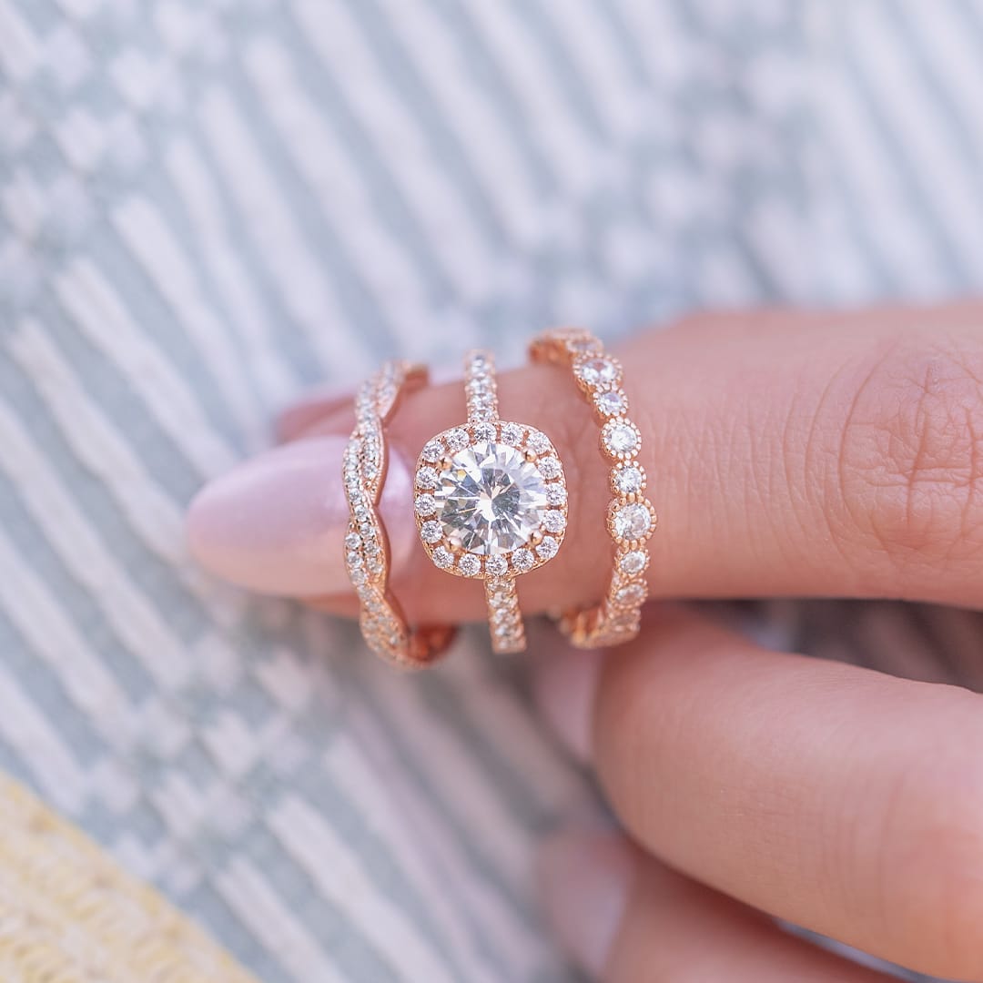 0.34 TCW Round Twisted Style Moissanite Wedding Band 18 0.34 TCW Round Twisted Style Moissanite Wedding Band 18