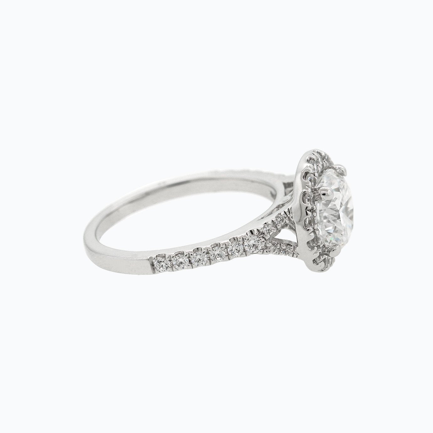 Round Halo & Pave Lab Grown Diamond Engagement Ring