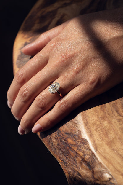 4.0 CT Oval Cut Solitaire Lab Grown Diamond Engagement Ring With Hidden Halo Setting