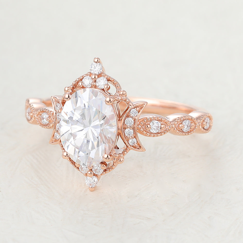 Oval Vintage Art Deco Lab-Grown Diamond Engagement Ring