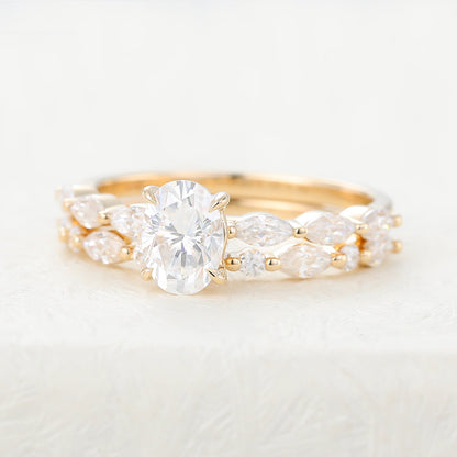 0.84 CT Oval Moissanite Solitaire Bridal Ring Set 5