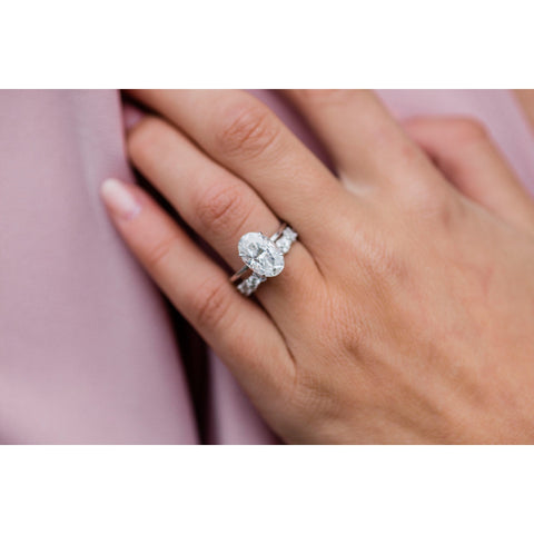 4.0 CT Oval Solitaire Moissanite Engagement Ring 9