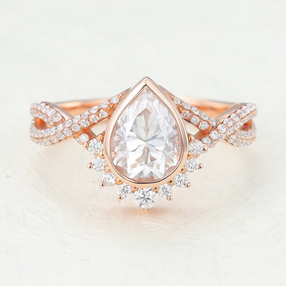 Pear Cluster & Bezel Lab-Grown Diamond Engagement Ring
