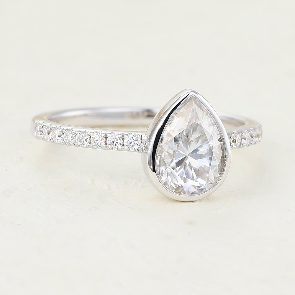 Pear Bezel & Pave Lab-Grown Diamond Engagement Ring