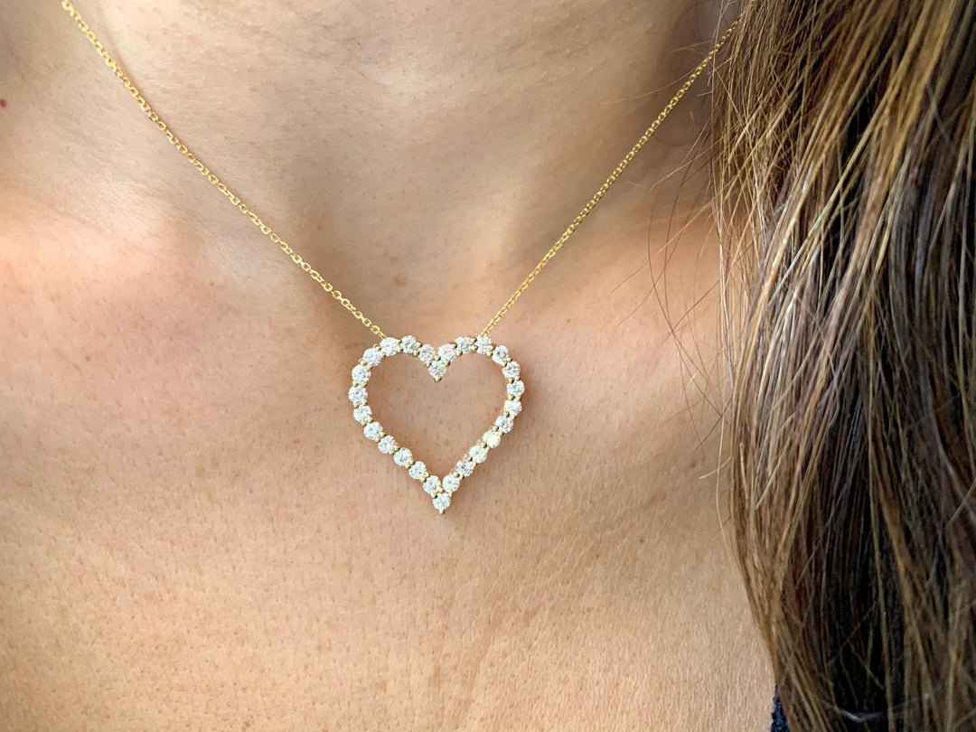 0.3 TCW Round Shape Moissanite Heart Style Necklace