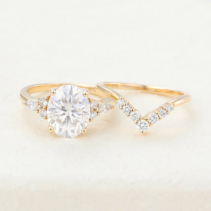 3.0 CT Oval Moissanite Cluster Bridal Ring Set 6