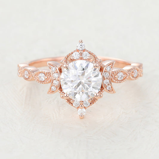 Round Vintage Art Deco Lab-Grown Diamond Engagement Ring