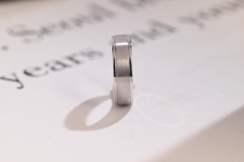 Delicate Men's Wedding Band Brushed in Solid Gold 7