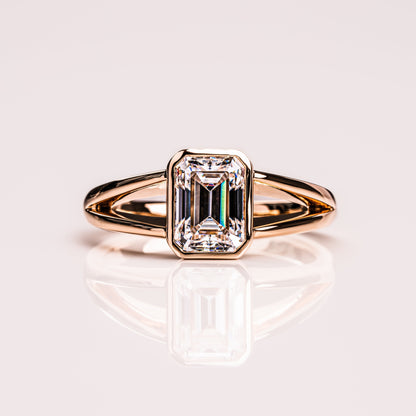 Emerald Solitaire & Split Shank Moissanite Engagement Ring